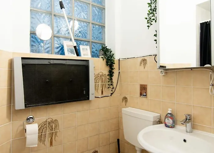 Great Three Bedroom